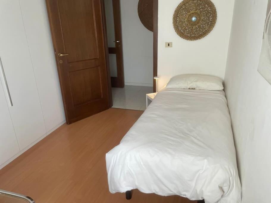 Attico Montiglio - Panorama-Wifi Apartamento Collebeato Exterior foto